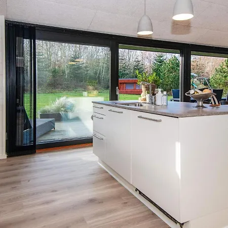 4 Star Holiday Home In Glesborg