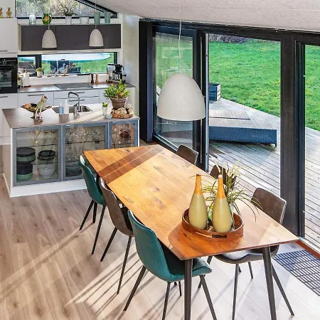 4 Star Holiday Home In Glesborg *
